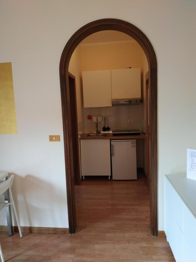 B&B Villa Filotea & Apartment Ντεζεντσάνο ντελ Γκάρντα Εξωτερικό φωτογραφία